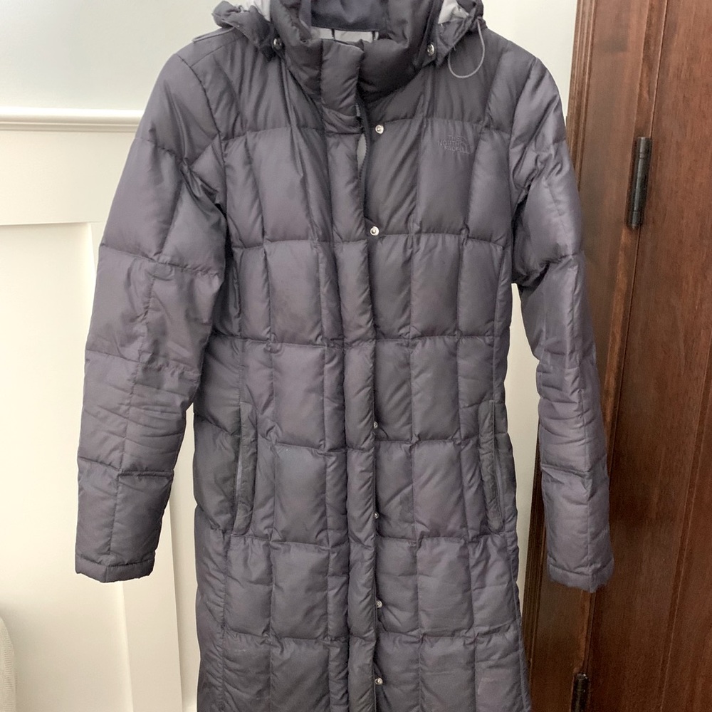 North Face women’s Parka-medium